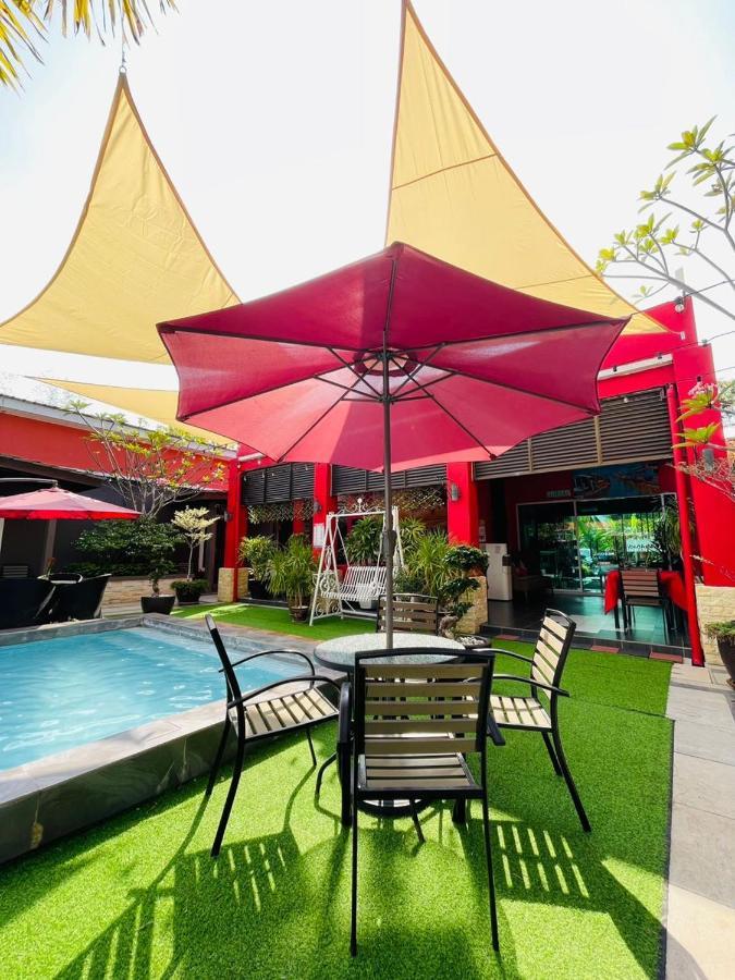 Villa Abadi Resort Pantai Cenang  Kültér fotó