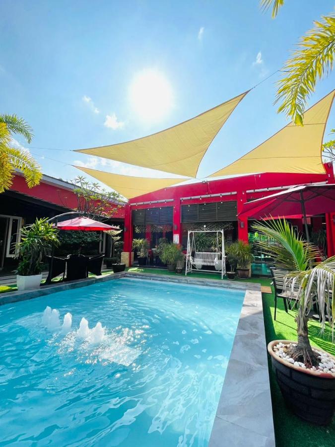 Villa Abadi Resort Pantai Cenang  Kültér fotó
