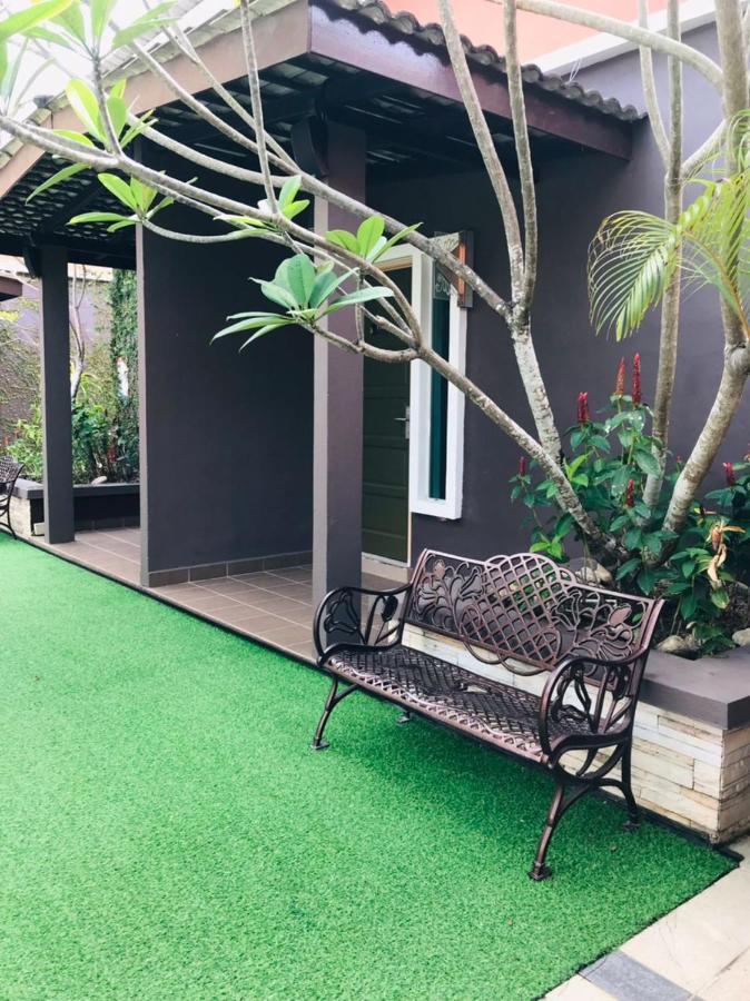 Villa Abadi Resort Pantai Cenang  Kültér fotó